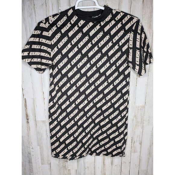 Billie Eilish T Shirt Long Size XS Divided by H&M Black‎ Beige All Over Spellout - Picture 1 of 10